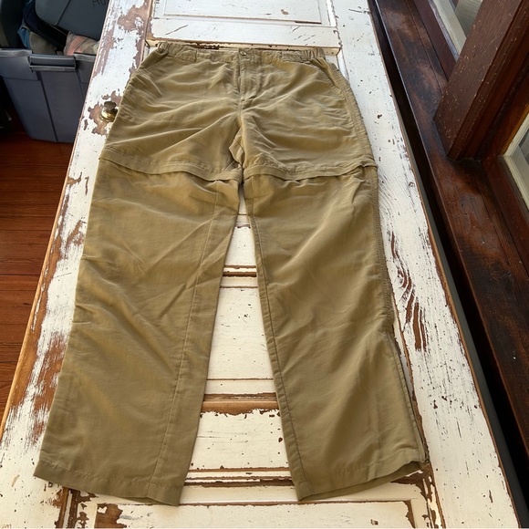 Campmor Convertible Hiking Pants Men’s Medium - Picture 1 of 12